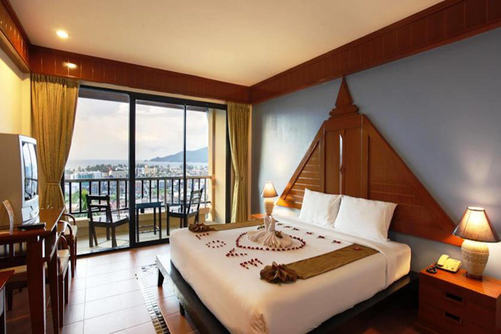 Patong Cottage Resort Exterior photo